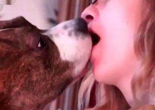 Retriever gets to have her perfect pussy