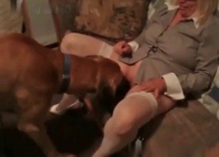 Busy babe has time to fuck animals