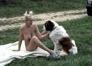 Stacked bitch loving outdoors animal sex