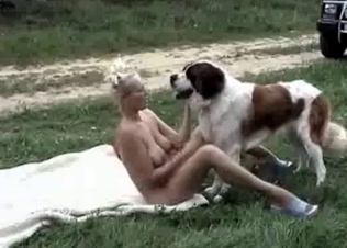 Stacked bitch loving outdoors animal sex