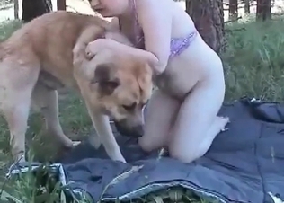 Hound loves this outdoors fucking session